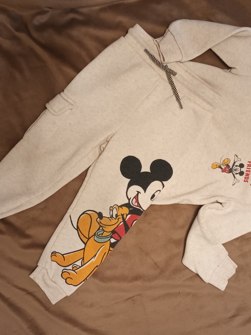 Disney Cream Mickey & Pluto Kids Jogger Set